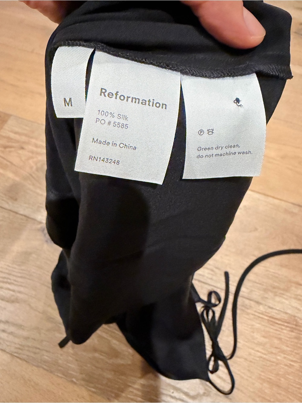 NWT Reformation | Alice Top Size M in Black 100% Silk Cami - Picture 7 of 9